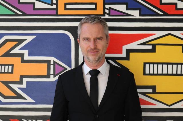 Monsieur David Martinon, Ambassadeur de France