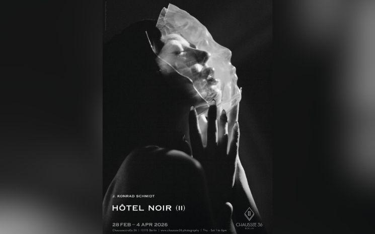 Affiche exposition hotel noir chaussee 36