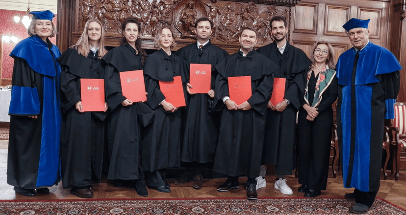 À gauche, Docteur Catherine Glée-Vermande - iaelyon, à droite, Professeur Tomascz Domanski - Université de Lodz.