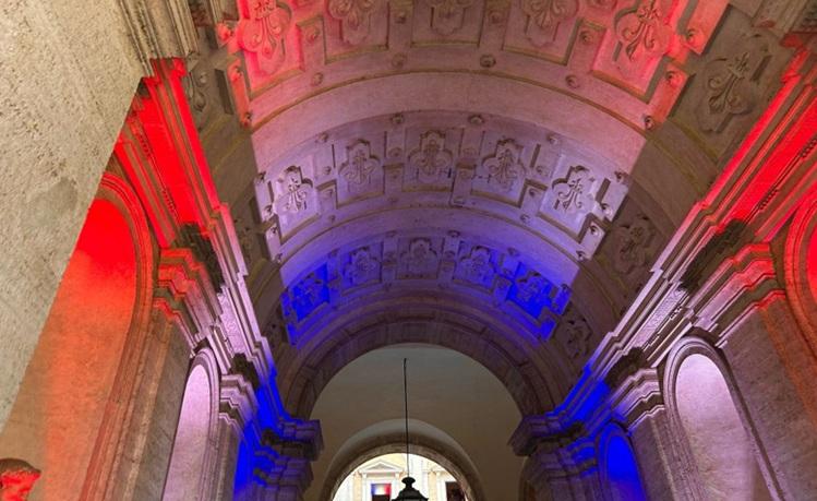 bleu_blanc-rouge_Palais_Farnèse