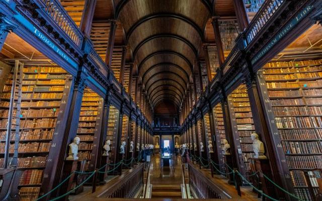 Bibliothèque Long Room, Trinity College Dublin, comté de Dublin