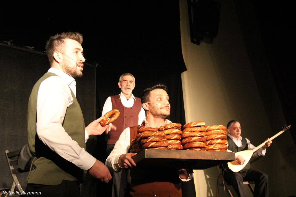 Les derniers oiseaux T Tipi d'Ümraniye