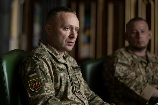 Ukraine : qui est Mykhaïlo Drapaty, le nouveau commandant en chef de l'armée ?