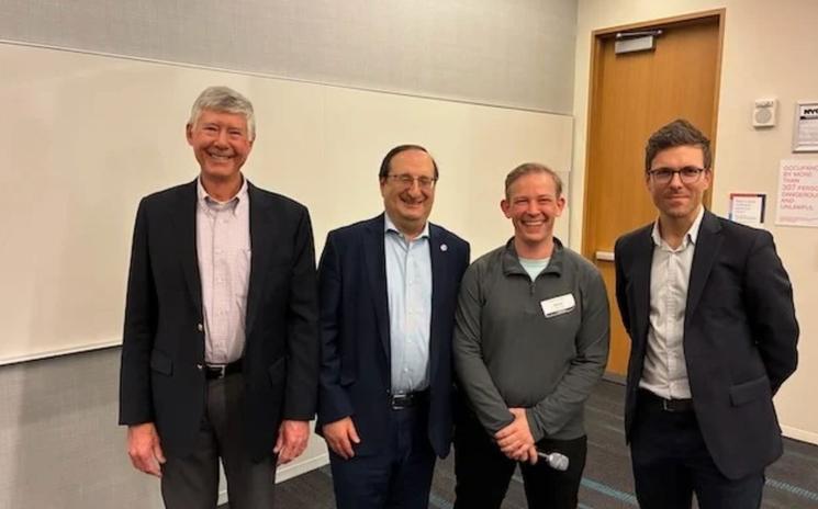 De gauche à droite : Mark Schmitz, directeur financier de DeepFission, Jacques Besnainou, directeur marketing de Westinghouse, Olivier Lachaud, directeur financier et des opérations chez Motion!, Mathieu Dieboldt, associé chez Damona.