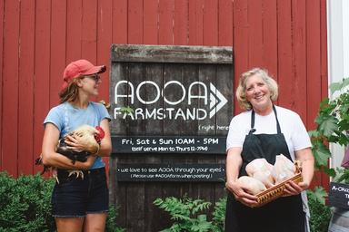 ariane daguin et sa fille Alix Daguin, à la tête de All for one, one for all (AOOA)