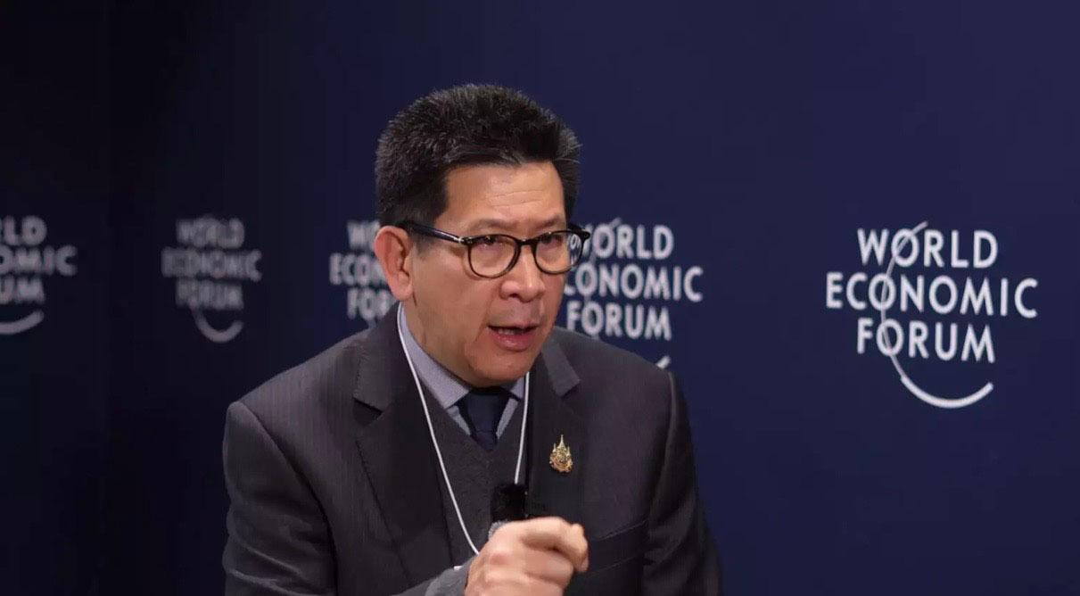 Ministre des Dinances thaïlandais à Davos